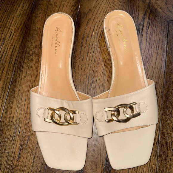 Avellini Cream Slide Sandals Size 11 - Picture 1 of 5